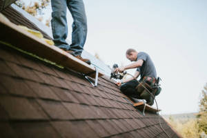 Local Roofers in University, LA